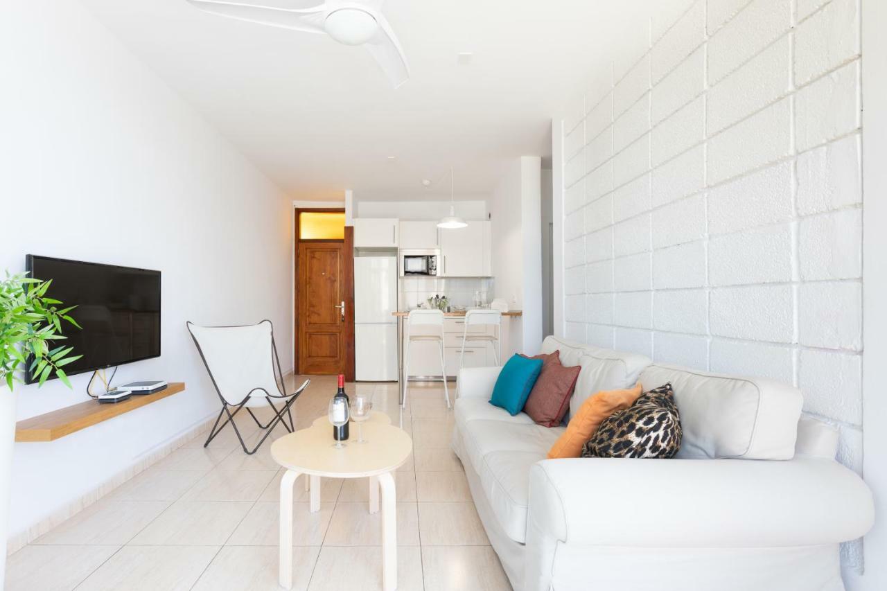 Las Americas Downtown : Prime Location Accomm. Arona  Εξωτερικό φωτογραφία